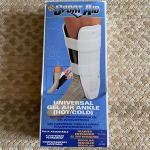 Sport Aid Universal Gel Air Ankle Hot/Cold 10”